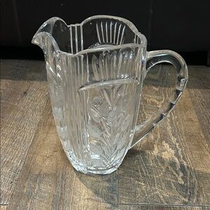 Darlington CRYSTAL CLEAR INDUSTRIES Pitchers Hand Cut Floral 48oz‎